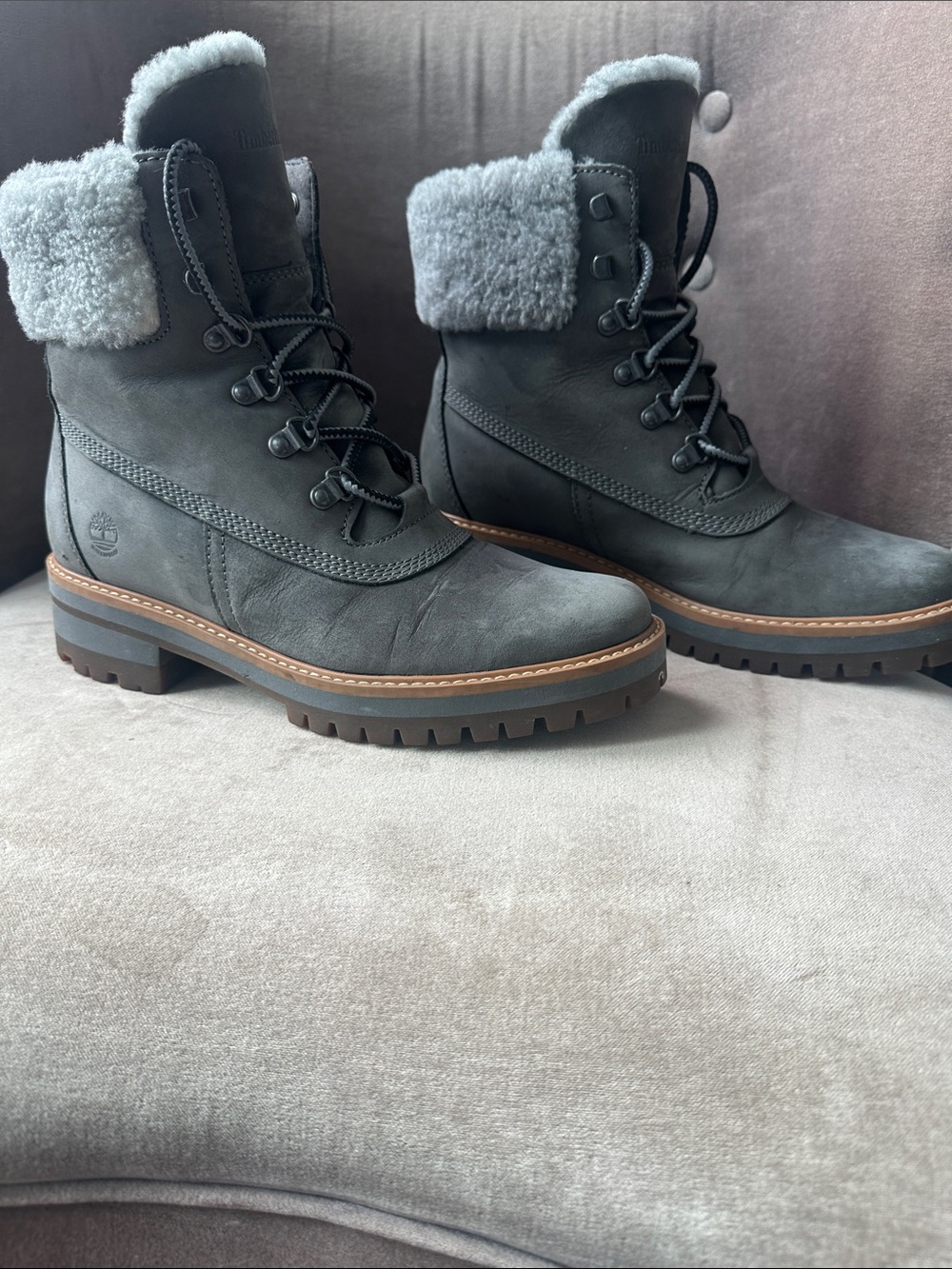 8.5 Timberland Women's Grey Shearling Cuff Waterproof Lace-Up Boots